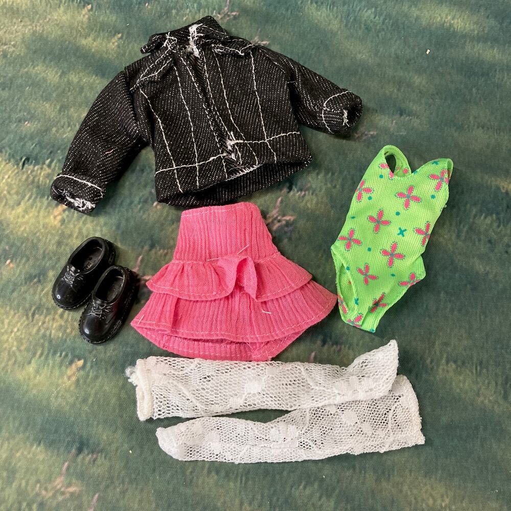Y2K Mattel 12" Barbie Casual Lot (Jean Jacket, Bodysuit, Miniskirt, Hose, Shoes)